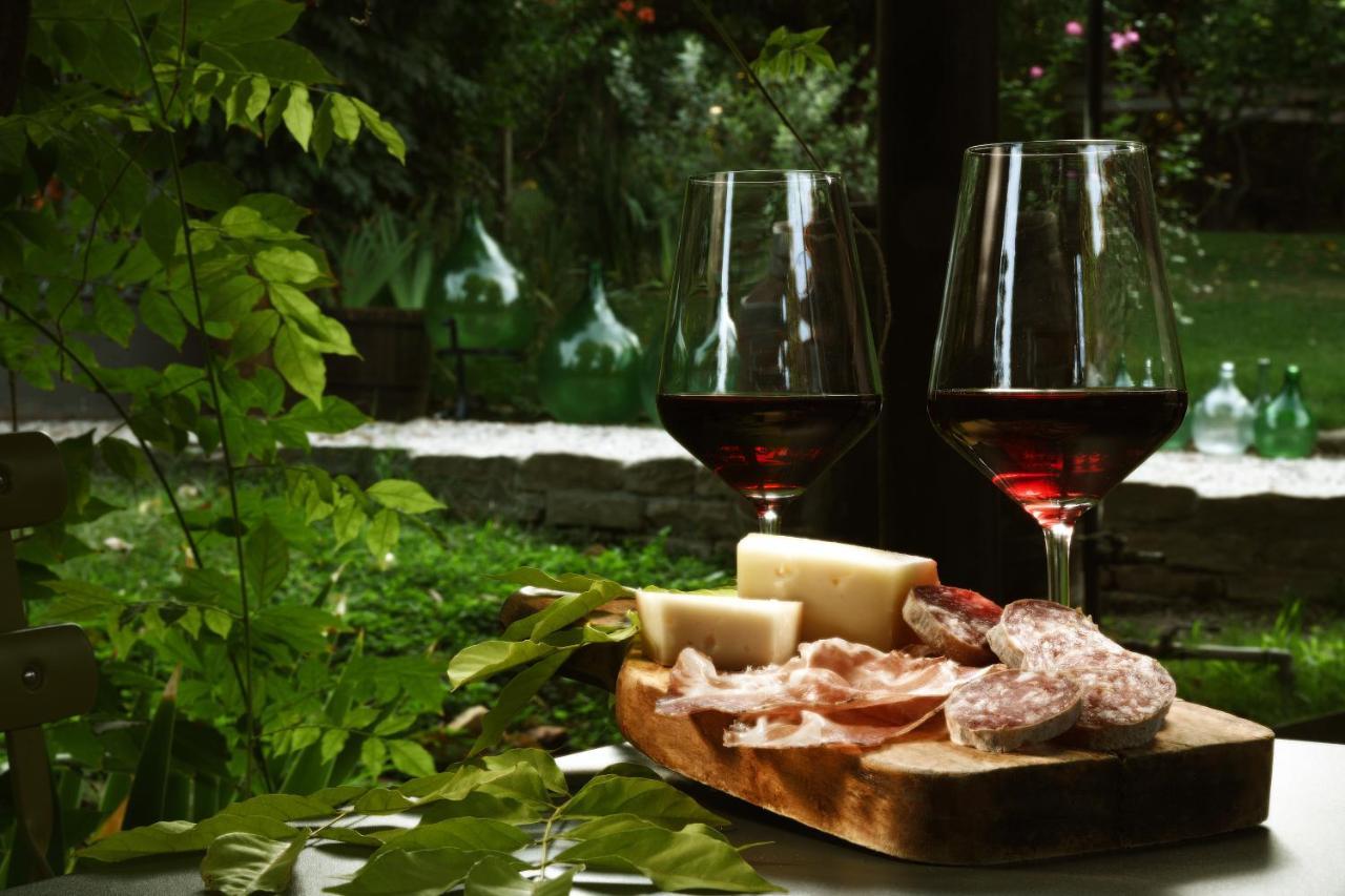 Agriturismo Il Gioco Dell'Oca Barolo Eksteriør bilde