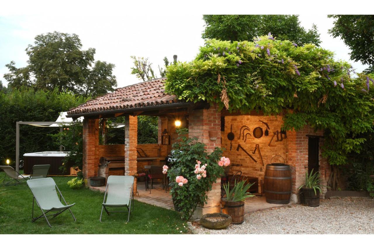 Agriturismo Il Gioco Dell'Oca Barolo Eksteriør bilde