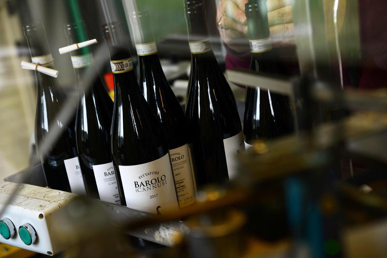 Agriturismo Il Gioco Dell'Oca Barolo Eksteriør bilde