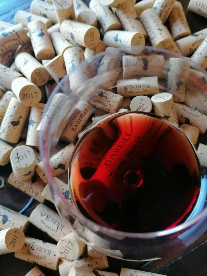 Agriturismo Il Gioco Dell'Oca Barolo Eksteriør bilde