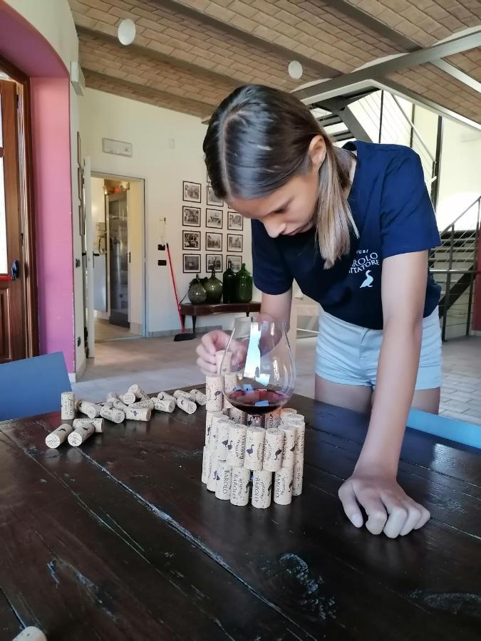 Agriturismo Il Gioco Dell'Oca Barolo Eksteriør bilde